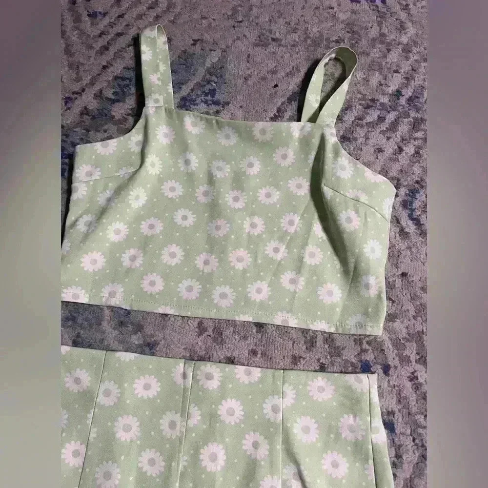 NWOT altar’d state green flower 2 piece set - Picture 3 of 5
